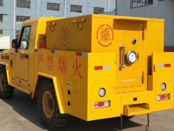 萨尔图凯龙爆破器材运输车：保障爆破任务的安全运行