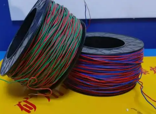 萨尔图放炮线的主要材质有哪些？不同材质的适用场景有何区别？